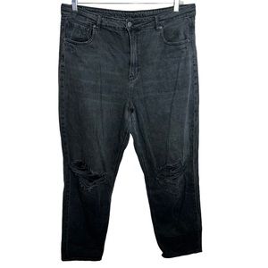 American Eagle black straight leg mom jeans